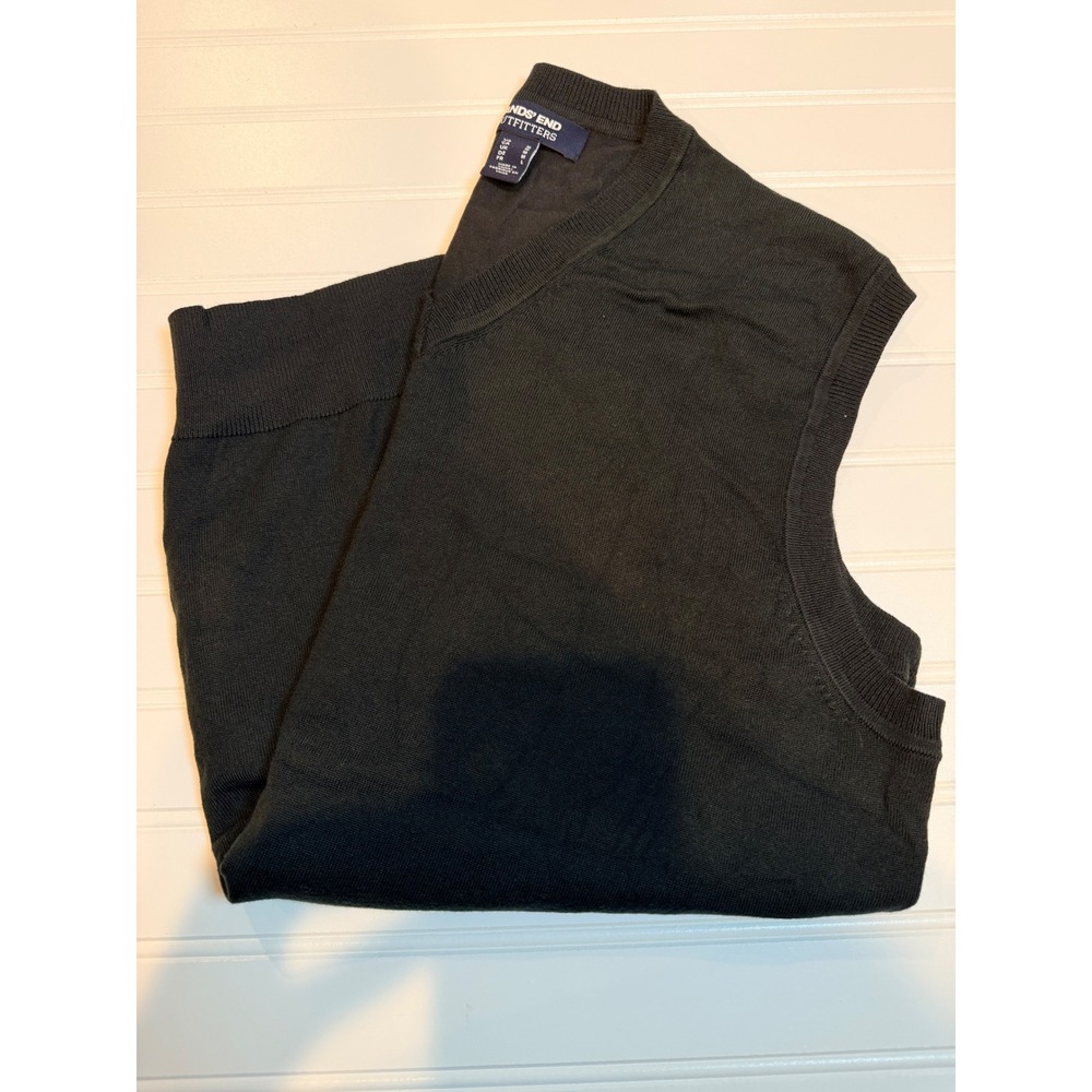 Lands End Outfitters Mens Medium Black V-Neck Knit Sweater Vest RN 62830